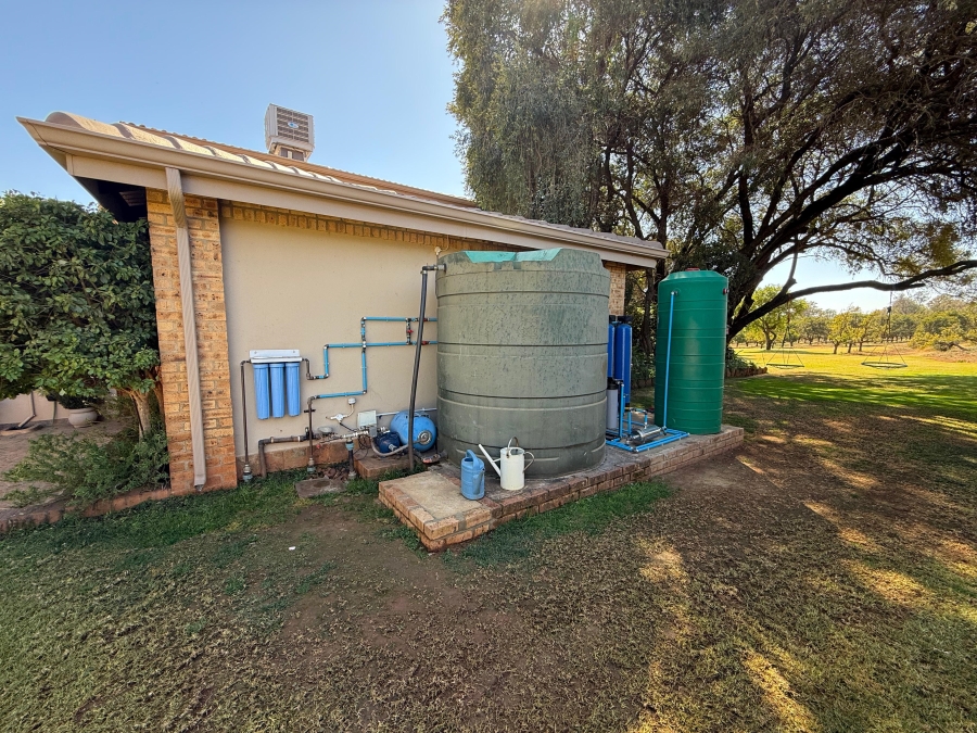 Commercial Property for Sale in Buffelsfontein A H North West
